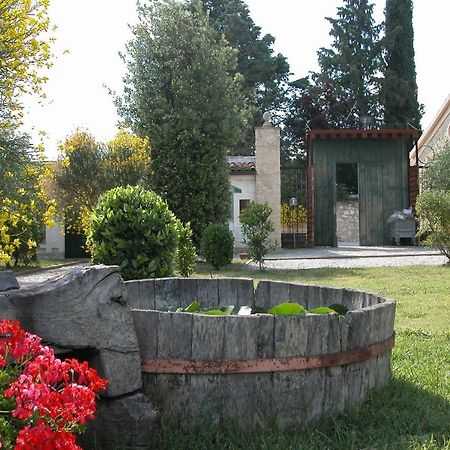 Aparthotel Subretia Residenze Di Campagna Fabbri Esterno foto
