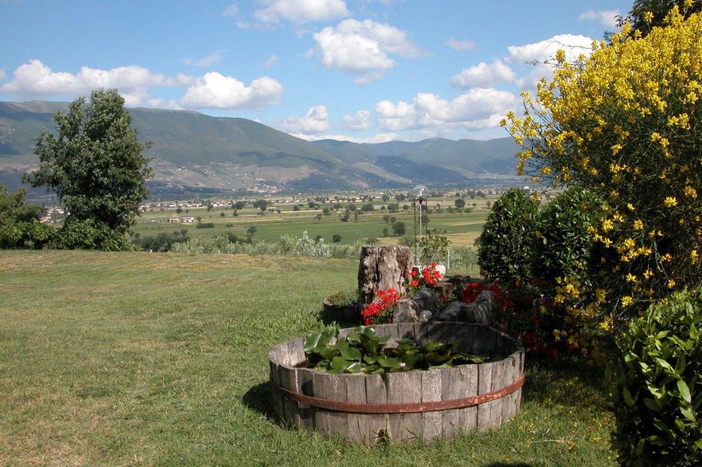Aparthotel Subretia Residenze Di Campagna Fabbri Esterno foto
