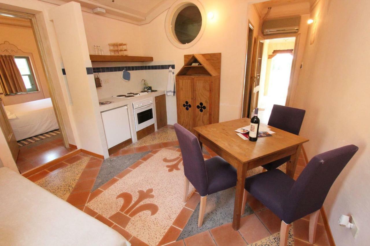 Aparthotel Subretia Residenze Di Campagna Fabbri Esterno foto