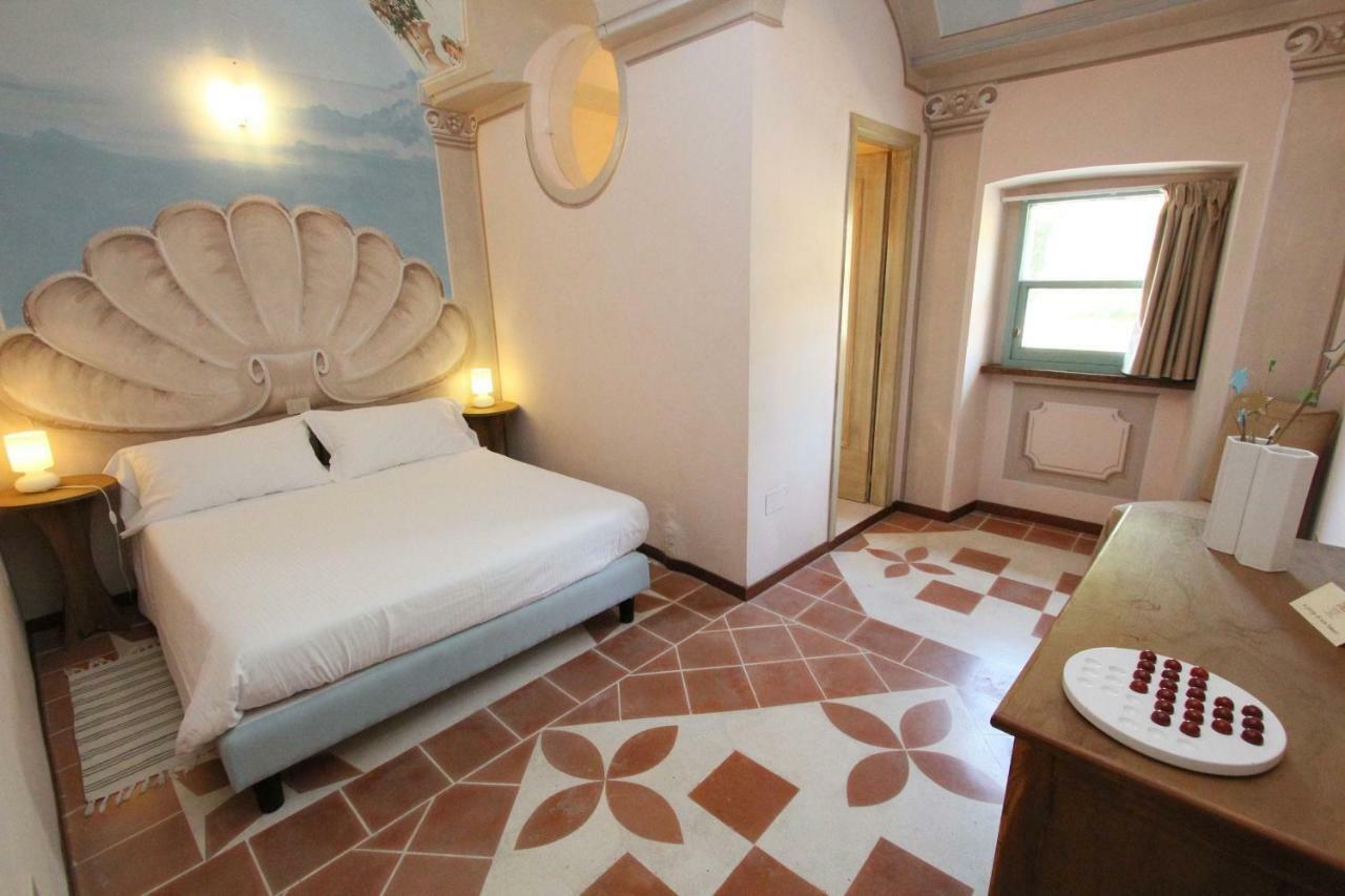 Aparthotel Subretia Residenze Di Campagna Fabbri Esterno foto