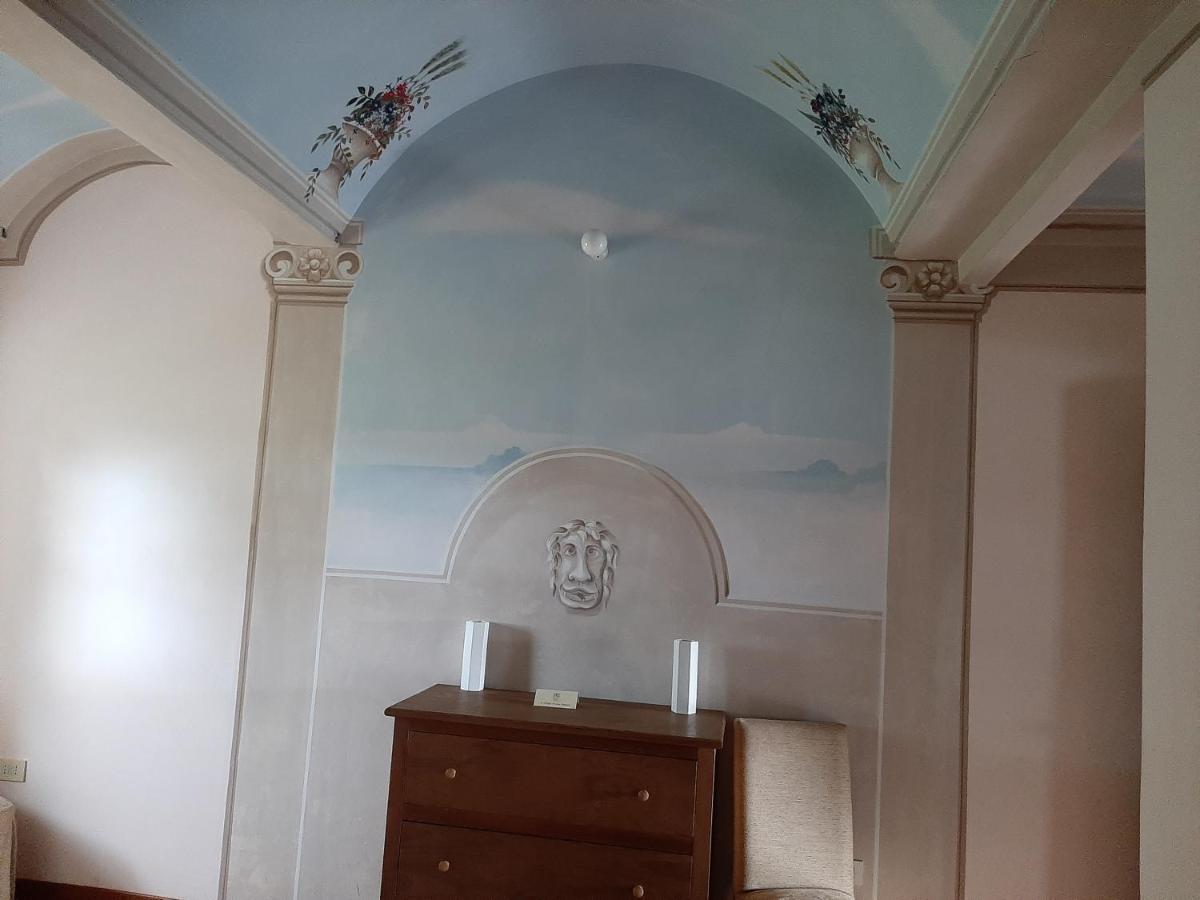 Aparthotel Subretia Residenze Di Campagna Fabbri Esterno foto