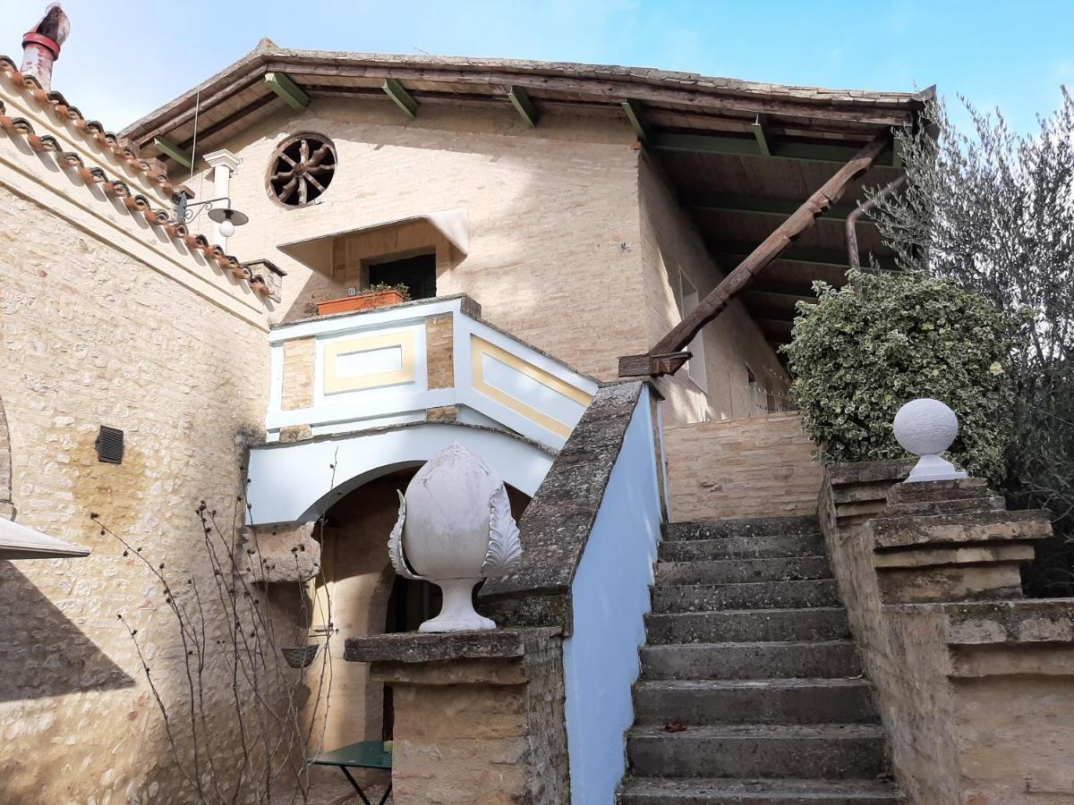 Aparthotel Subretia Residenze Di Campagna Fabbri Esterno foto