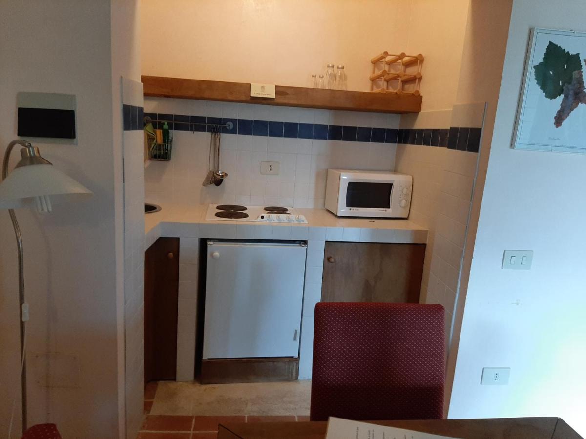 Aparthotel Subretia Residenze Di Campagna Fabbri Esterno foto